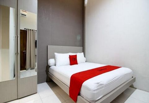 卧室 RedDoorz Plus near UPN Jogjakarta 2