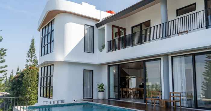 Exterior Sunset City View Villa 5 bedrooms with a private pool