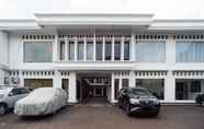 Exterior 3 RedDoorz Syariah near Taman Air Mancur Bogor