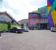 Exterior 4 Townhouse OAK Hotel Fiducia Pasar Minggu