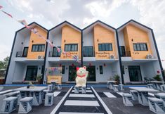 Bar, Cafe and Lounge 4 Phanom Rung Hostel & Linn Chan Cafe