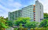 Luar Bangunan 2 Oak Tree Emerald Semarang