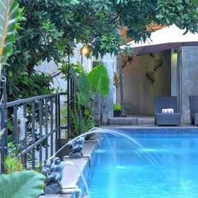 Swimming Pool 7 Oak Tree Emerald Hotel & Conventions Semarang, Hotel Patra Jasa Semarang Hotels
