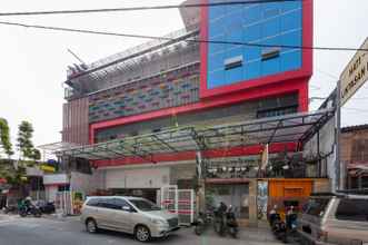 Exterior 4 Urbanview Hotel Kota Tua Jakarta