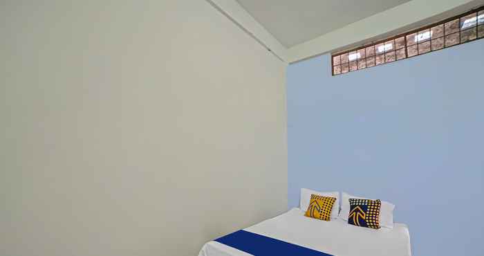 Bedroom SPOT ON 92600 Mandiri Inn