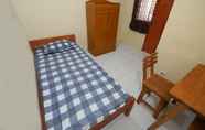 Kamar Tidur 3 Homestay At King Kost Wonocatur