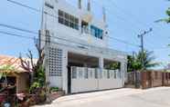 Exterior 2 Urbanview Hotel Ranls Dream Banda Aceh by RedDoorz