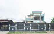 Luar Bangunan 4 Boss Residence Serang Mitra RedDoorz