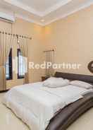 BEDROOM Boss Residence Serang Mitra RedDoorz