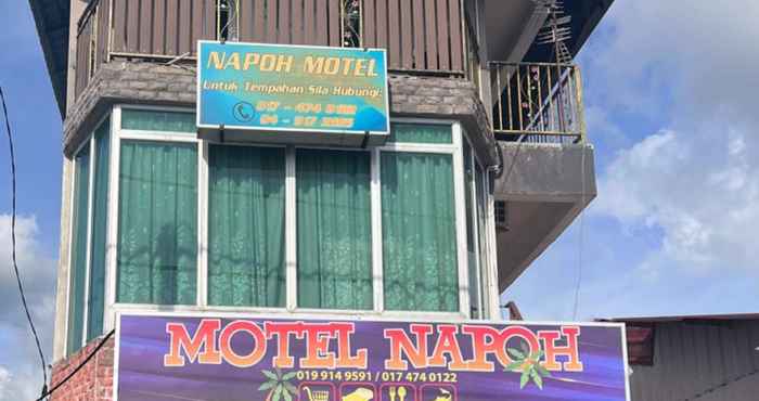 Bangunan OYO 90797 Napoh Motel