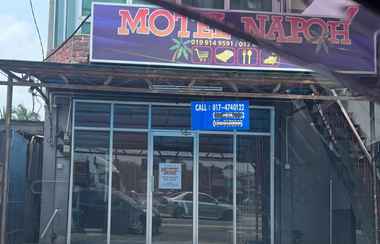 Bangunan 2 OYO 90797 Napoh Motel