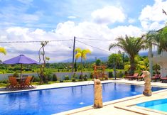 Swimming Pool 4 Puri Lovina