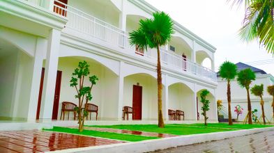 Exterior 4 Puri Lovina