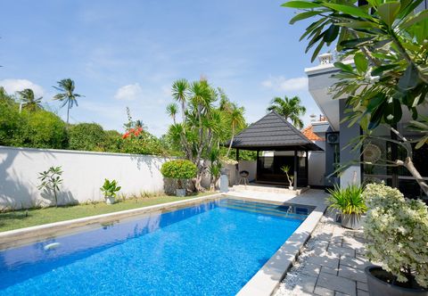 Kolam Renang Namaya Villa Senggigi by The Lavana