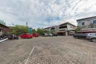 Exterior Urbanview Hotel Tropical Ketapang by RedDoorz