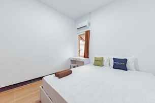 Urbanview Hotel Tropical Ketapang by RedDoorz, THB 307.60