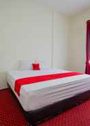 BEDROOM RedDoorz Syariah near Rembele Airport Bener Meriah