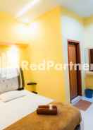 BEDROOM Hatta Guest House Syariah near Hayam Wuruk Jelutung Mitra RedDoorz