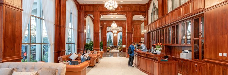 로비 Sea Breeze Hotel & Villa