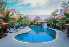 수영장 7 Sea Breeze Hotel & Villa