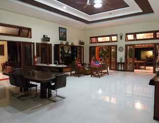 Lobby 2 Hotel & Villa Bukit Indah Saumlaki by LeGreen