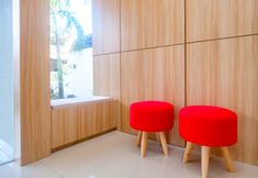 Common Space 2 RedDoorz Syariah near Jogja City Mall 2