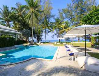 Kolam Renang 2 The Anda Mani Khaolak Beachfront Villas