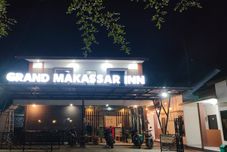 外部的 GRAND MAKASSAR INN