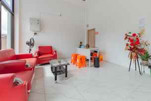 Urbanview Hotel La De Grizz Syariah Sampit by RedDoorz, THB 380.60