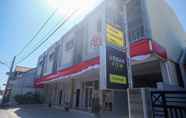 Exterior 5 Urbanview Hotel DJ Inn Tegal