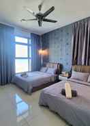 LOBBY Cozy 1BR 4-6pax Atlantis/Pool/Wifi/8min to Jonker