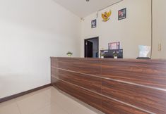 Lobi 4 RedDoorz @ Kings Hotel near CSB Mall