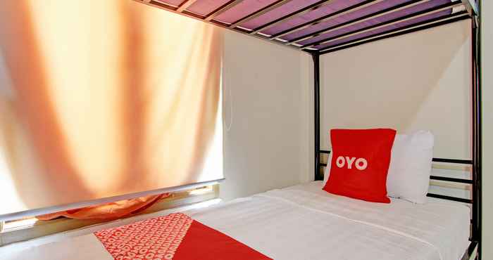 ห้องนอน OYO 92617 Omahku Homestay Hostel