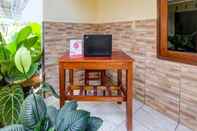 Lobi OYO 92619 Inn Homestay