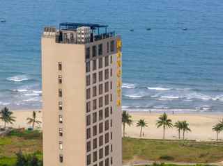 Mangata Beachfront Hotel, 1.551.363 VND