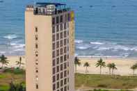 Exterior Mangata Beachfront Hotel