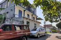 Exterior SPOT ON 92622 Jatiluhur Kost Syariah