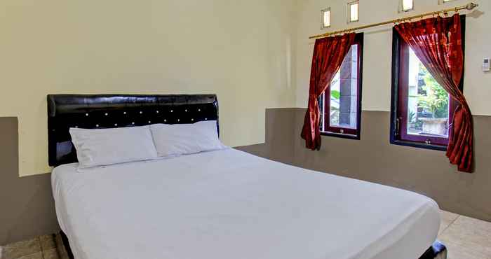 Bedroom OYO 92624 Stone Homestay