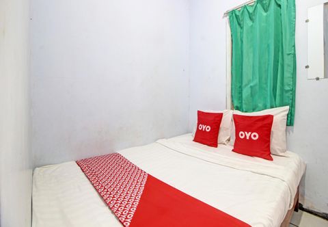 Bedroom OYO 92628 Raja Alam Homestay