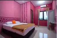 Bedroom The Arsy Hotel Tasikmalaya Managed by Pradiza Hospitality