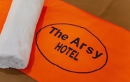 Phòng ngủ 3 The Arsy Hotel Tasikmalaya Managed by Pradiza Hospitality