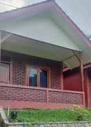 LOBBY Villa Kampoeng City Wonosalam Mitra RedDoorz