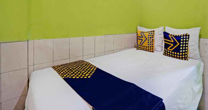 Kamar Tidur SPOT ON 92653 Homestay Griya Nautika Syariah