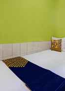 BEDROOM SPOT ON 92653 Homestay Griya Nautika Syariah