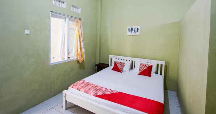 Bedroom OYO 92644 Onong's Homestay