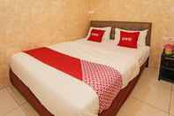 Kamar Tidur SUPER OYO 92672 Hotel Bsd