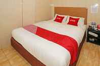 Bedroom OYO 92674 Hotel Ciputat