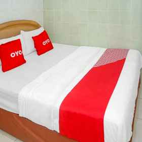 Bedroom 1 OYO 92678 Hotel Melati, Alfamart Tangerang Hotels