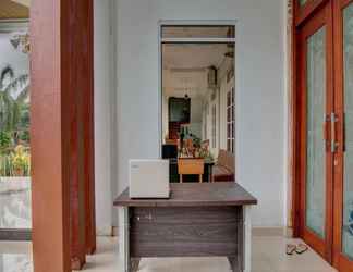 Lobby 2 OYO 92696 Bahagia Homestay Syariah