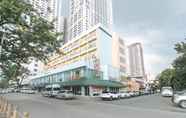 Exterior 2 Aloha Hotel Roxas Boulevard Manila